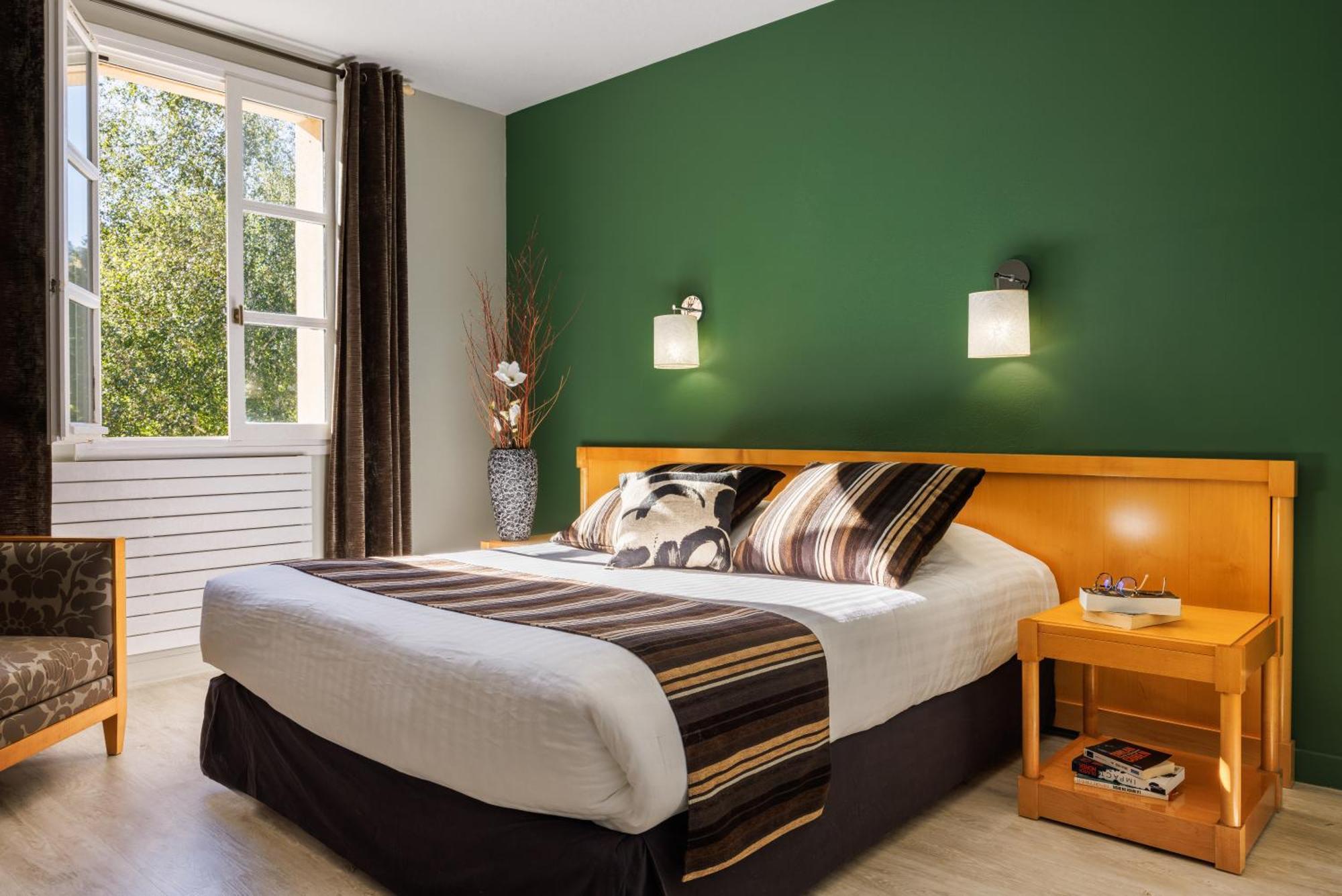 Logis Hotel Golf Le Domaine Du Val De Sorne Vernantois Zewnętrze zdjęcie