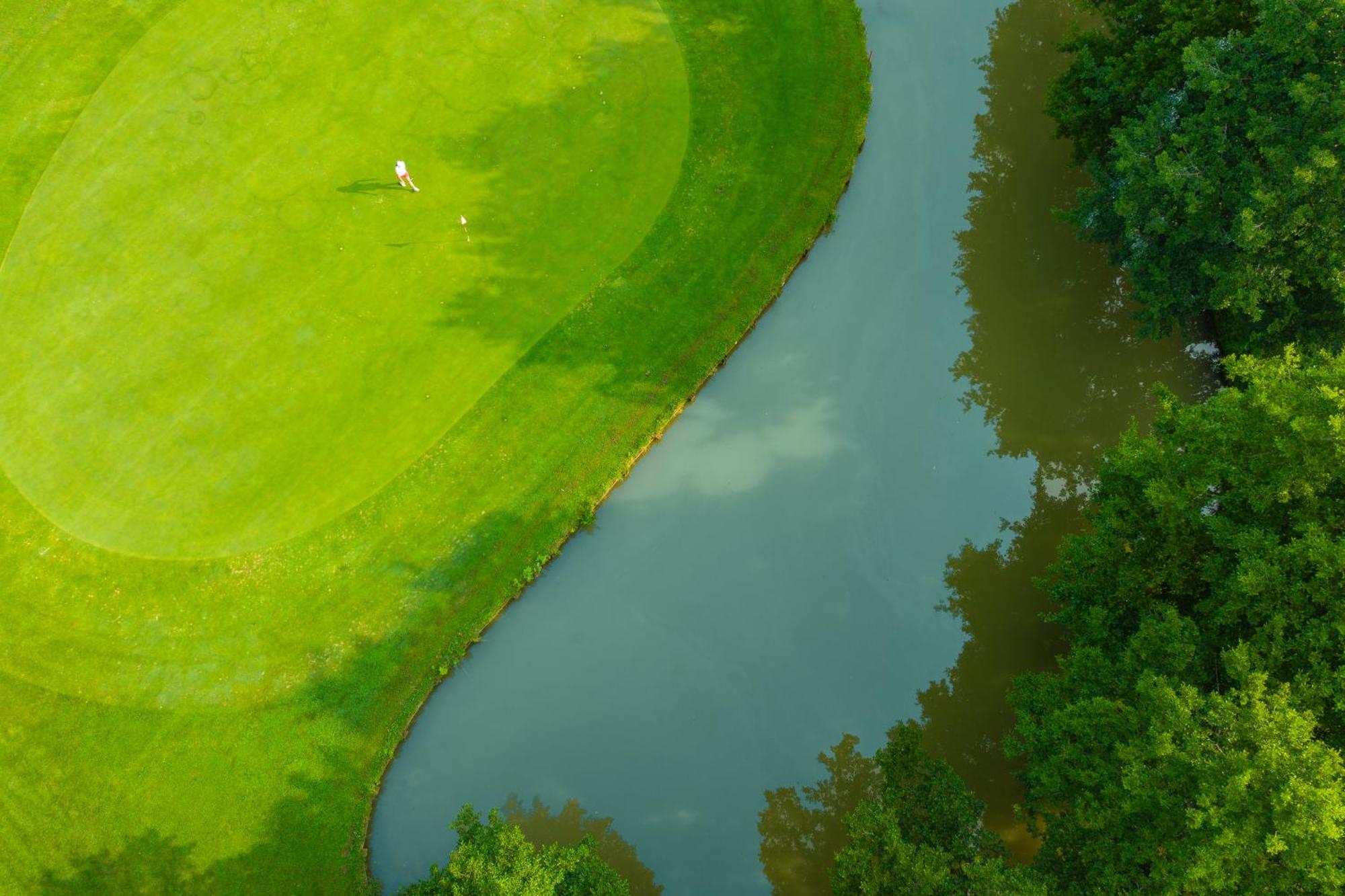 Logis Hotel Golf Le Domaine Du Val De Sorne Vernantois Zewnętrze zdjęcie